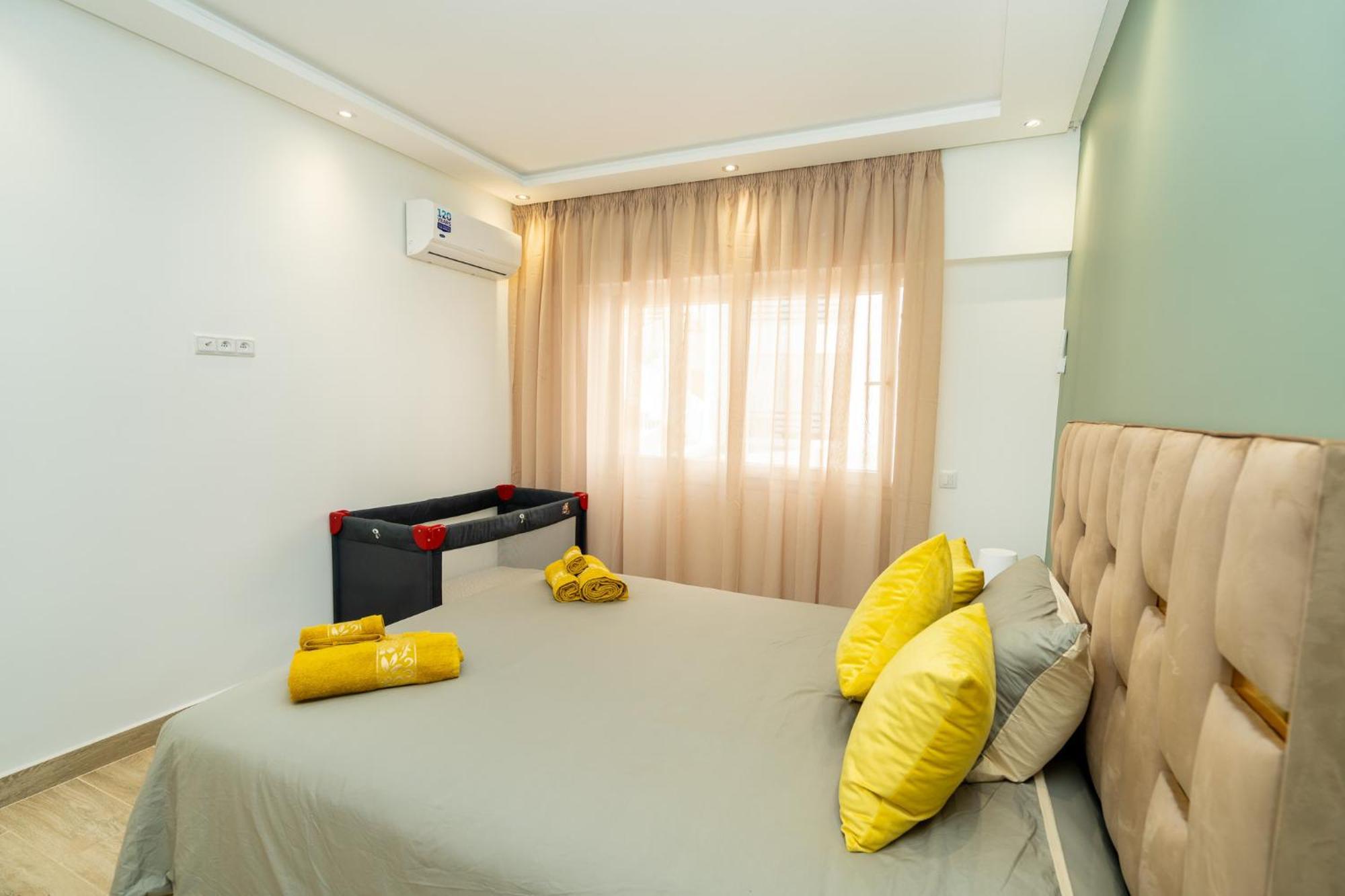 Apartment Family Corner, Moderne Elegant Et Spacieux, Ideal Pour Familles Et Groupes, 3' A Pied De La Corniche Tanger